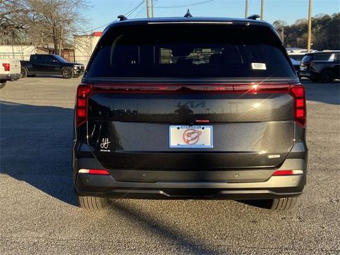 New 2026 Kia Carnival SX image 3