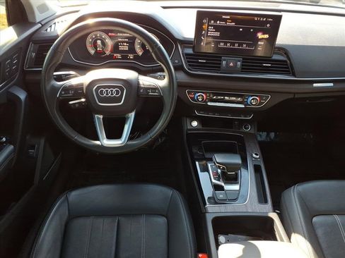 Used 2021 Audi Q5 2.0T Premium Plus w/ Premium Plus Package image 9