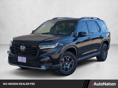 Certified 2025 Honda Pilot TrailSport