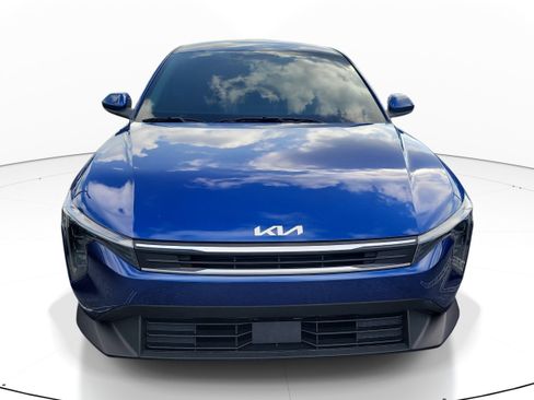 Used 2025 Kia K4 FWD image 2
