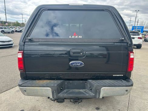 Used 2013 Ford F250 XLT w/ XLT Premium Pkg AWD/4WD image 6