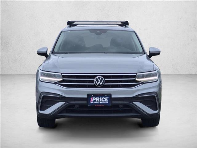Used 2022 Volkswagen Tiguan SE FWD image 2