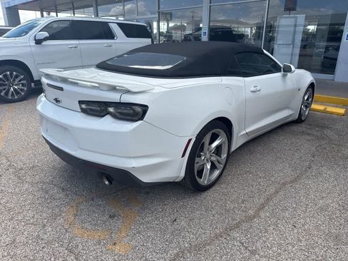 Used 2021 Chevrolet Camaro SS RWD image 8