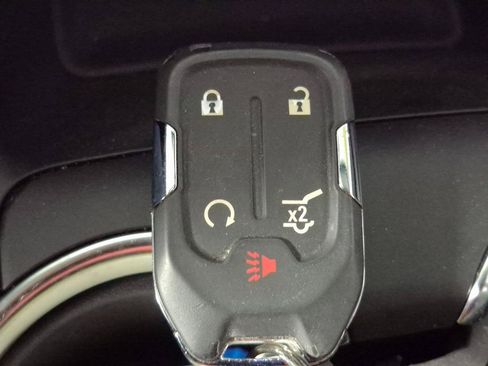 Certified 2024 GMC Terrain SLT image 27