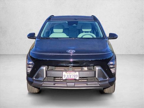 Used 2024 Hyundai Kona Limited AWD/4WD image 2