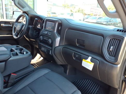 Used 2023 Chevrolet Silverado 1500 Custom AWD/4WD image 19