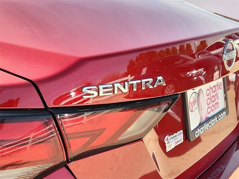 Used 2024 Nissan Sentra SV image 10