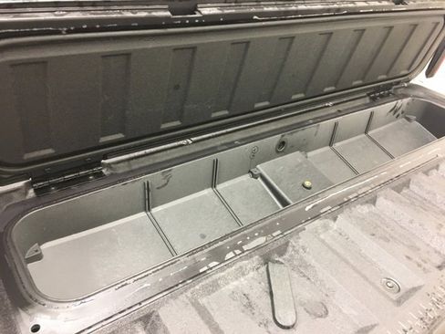 New 2026 Chevrolet Colorado ZR2 w/ Technology Package image 18