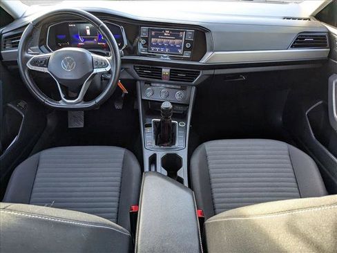 Used 2022 Volkswagen Jetta S image 17