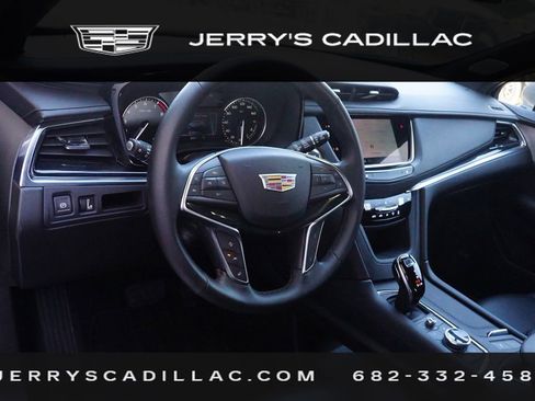 Certified 2025 Cadillac XT5 Premium Luxury image 19