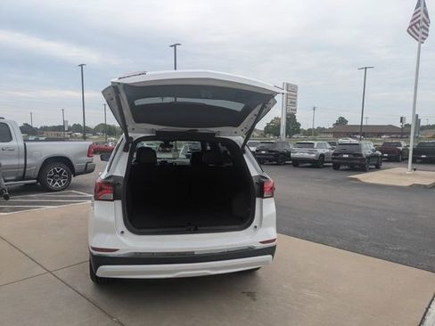 Used 2023 Chevrolet Equinox RS image 20