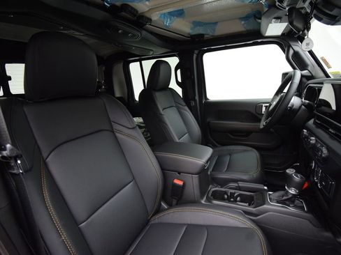 New 2026 Jeep Gladiator Sport image 15