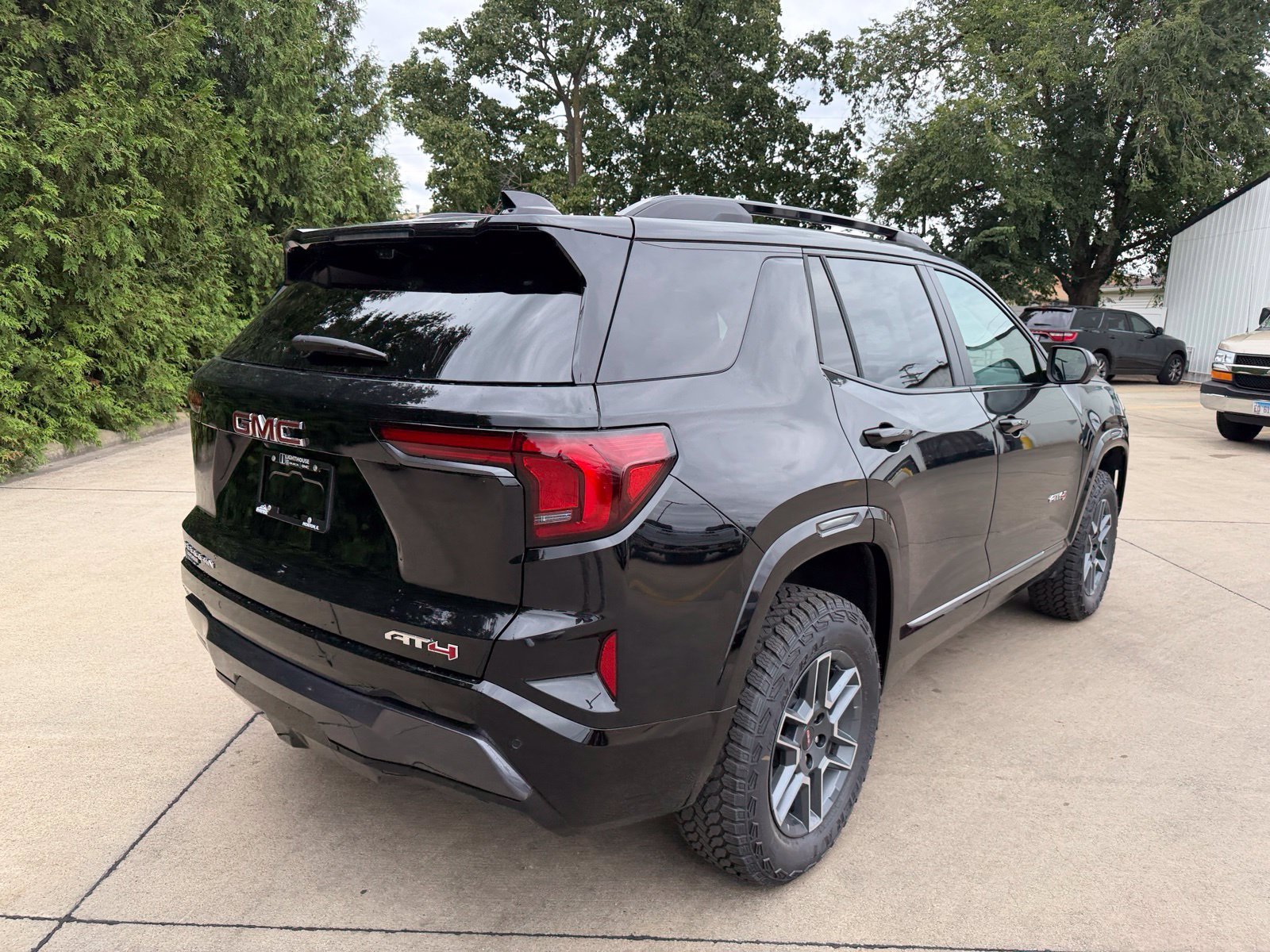 New 2027 GMC Terrain AT4 w/ Convenience Package III AWD/4WD image 11