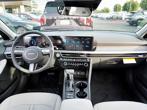 New 2026 Hyundai Sonata SE FWD image 20