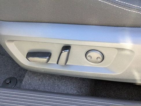 New 2026 Nissan Rogue SV w/ Cold Weather Package FWD image 10