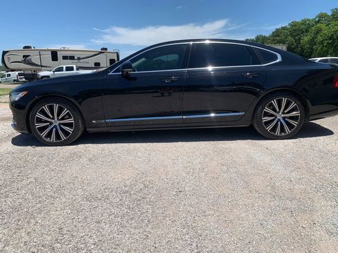 Used 2023 Volvo S90 B6 Plus AWD/4WD image 2