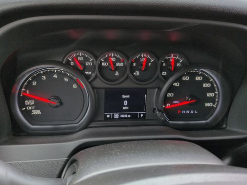 Certified 2024 Chevrolet Silverado 1500 Custom AWD/4WD image 11