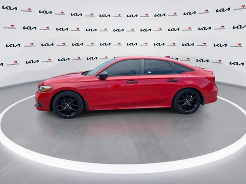 Used 2023 Honda Civic Sport image 5