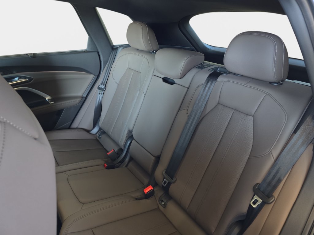 New 2026 Audi Q5 Premium Plus AWD/4WD image 12