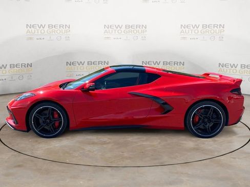 Used 2020 Chevrolet Corvette Stingray Premium Cpe w/ 3LT Preferred Equipment Group RWD image 2