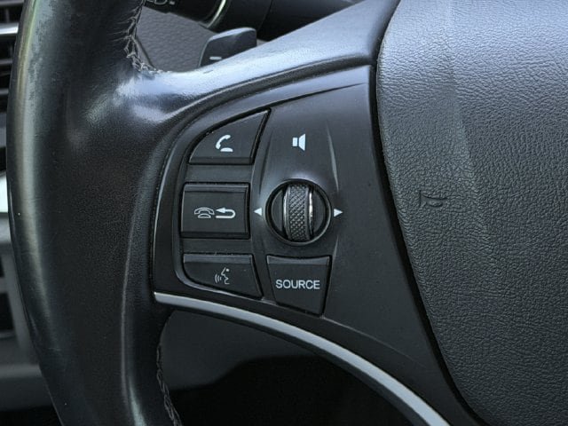 Used 2019 Acura MDX w/ Technology Package FWD image 12