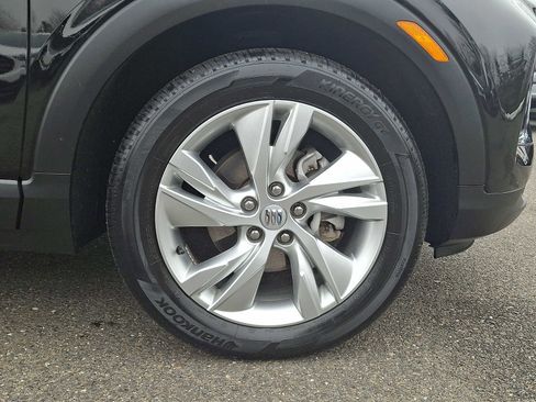 Certified 2024 Buick Encore GX Preferred w/ Comfort Package image 9