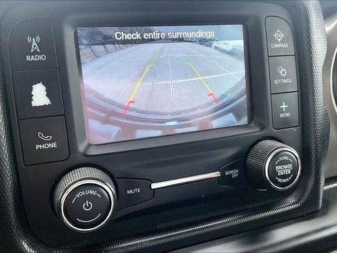 Used 2019 Jeep Wrangler Unlimited Sport S image 19