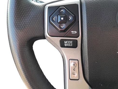 Used 2017 Toyota 4Runner SR5 Premium image 21