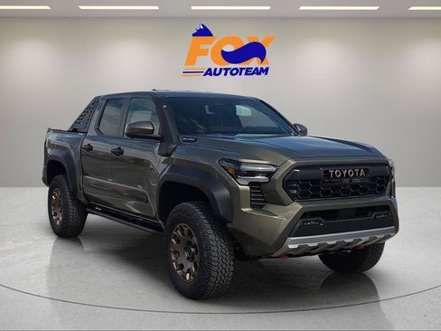 New 2026 Toyota Tacoma 4x4 Double Cab Hybrid image 6