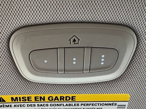 Used 2020 Chrysler Pacifica Touring-L Plus FWD image 10