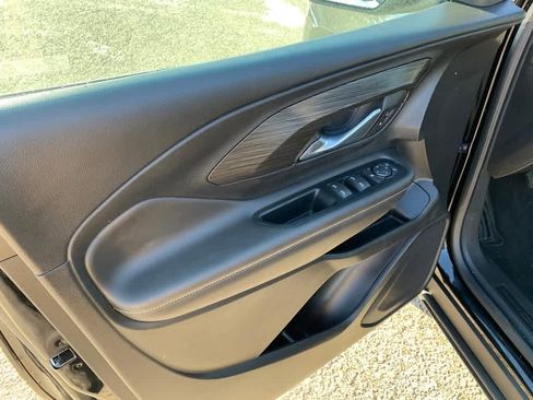 Certified 2023 GMC Terrain SLE image 17