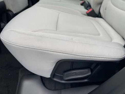 New 2026 Hyundai Tucson SE image 32