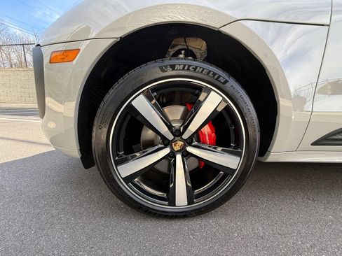 New 2026 Porsche Macan S image 11