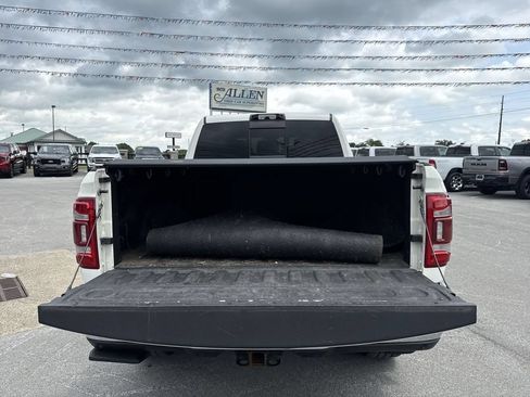 Used 2022 RAM 2500 Laramie AWD/4WD image 17