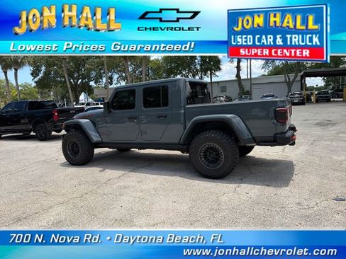 Used 2025 Jeep Gladiator Mojave AWD/4WD image 7