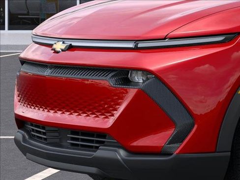 New 2026 Chevrolet Equinox EV LT image 13