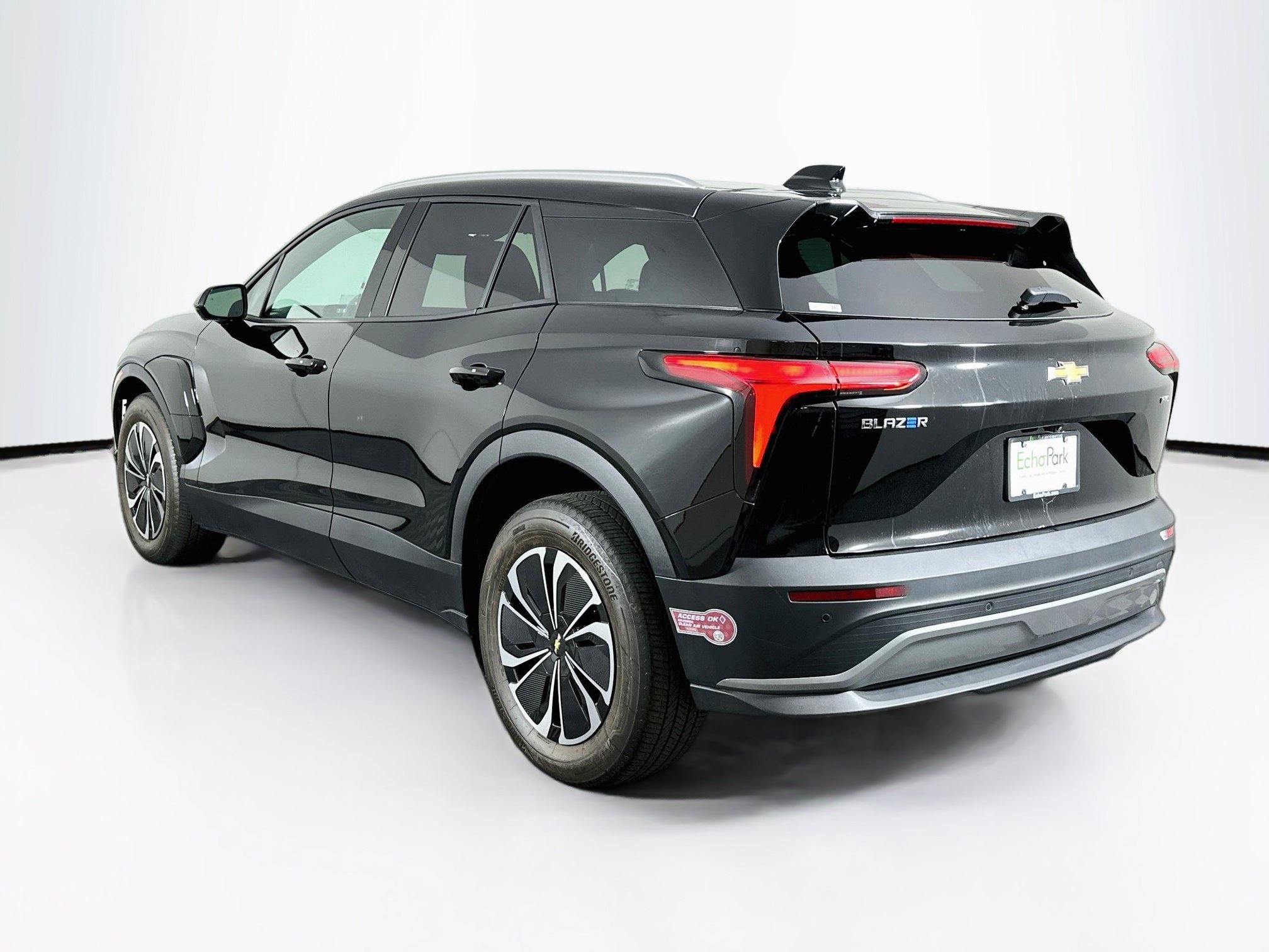 Used 2024 Chevrolet Blazer EV LT AWD/4WD image 5