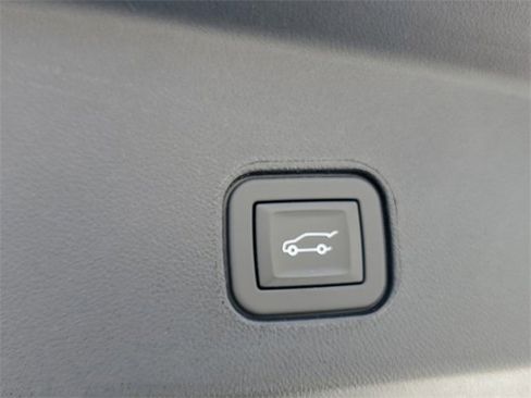 Certified 2026 Cadillac Lyriq Sport image 10