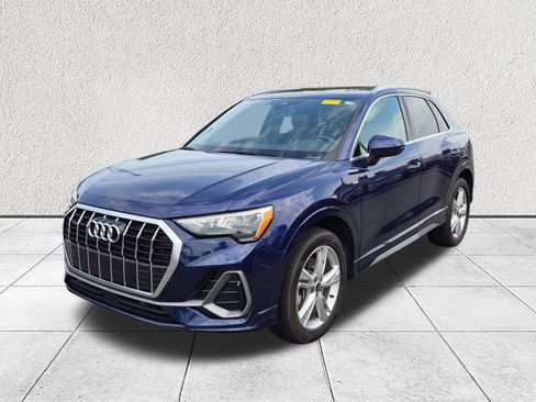 Used 2022 Audi Q3 2.0T Premium w/ Convenience Package AWD/4WD image 7