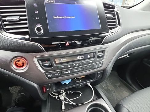 Used 2023 Honda Ridgeline RTL image 11