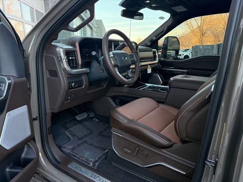 Used 2026 Ford F350 King Ranch w/ Chrome Package image 37