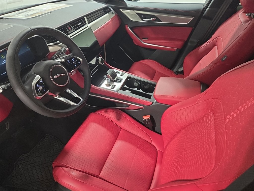 New 2026 Jaguar F-PACE R-Dynamic S AWD/4WD image 20