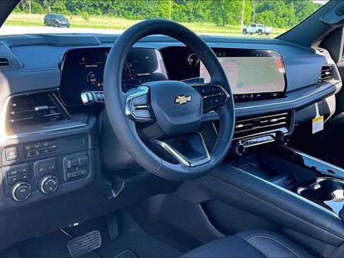 New 2026 Chevrolet Tahoe LS w/ LPO, Chrome Package AWD/4WD image 6