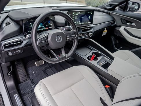 Used 2024 Acura ZDX A-Spec image 4