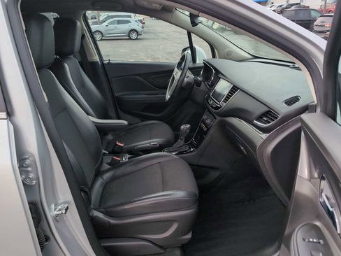 Used 2018 Buick Encore Preferred image 26