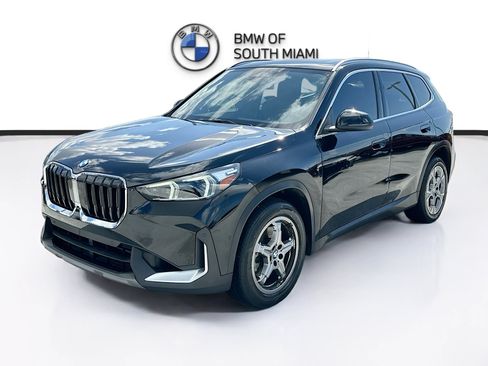 Used 2023 BMW X1 xDrive28i w/ Convenience Package AWD/4WD image 3