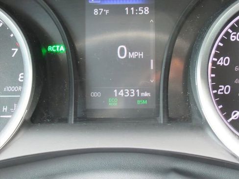 Used 2024 Toyota Camry LE image 28