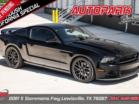 Used 2013 Ford Mustang GT Premium RWD image 1