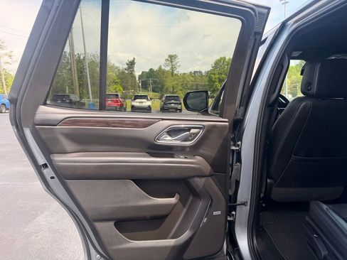 Used 2024 Chevrolet Tahoe LT AWD/4WD image 30