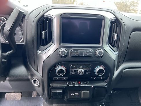 Used 2022 Chevrolet Silverado 2500 LT w/ Convenience Package image 30